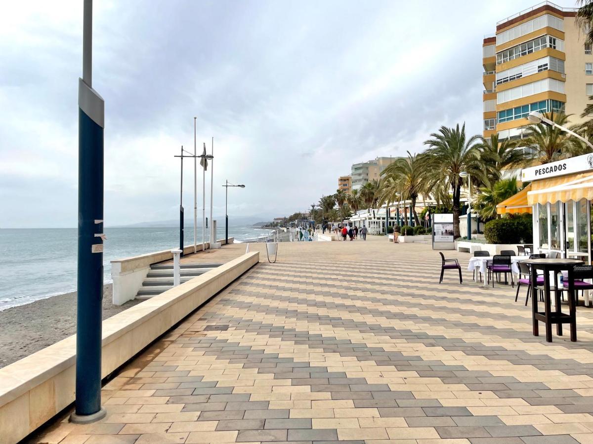 Modern Apartment Steps From The Beach Torrox Extérieur photo